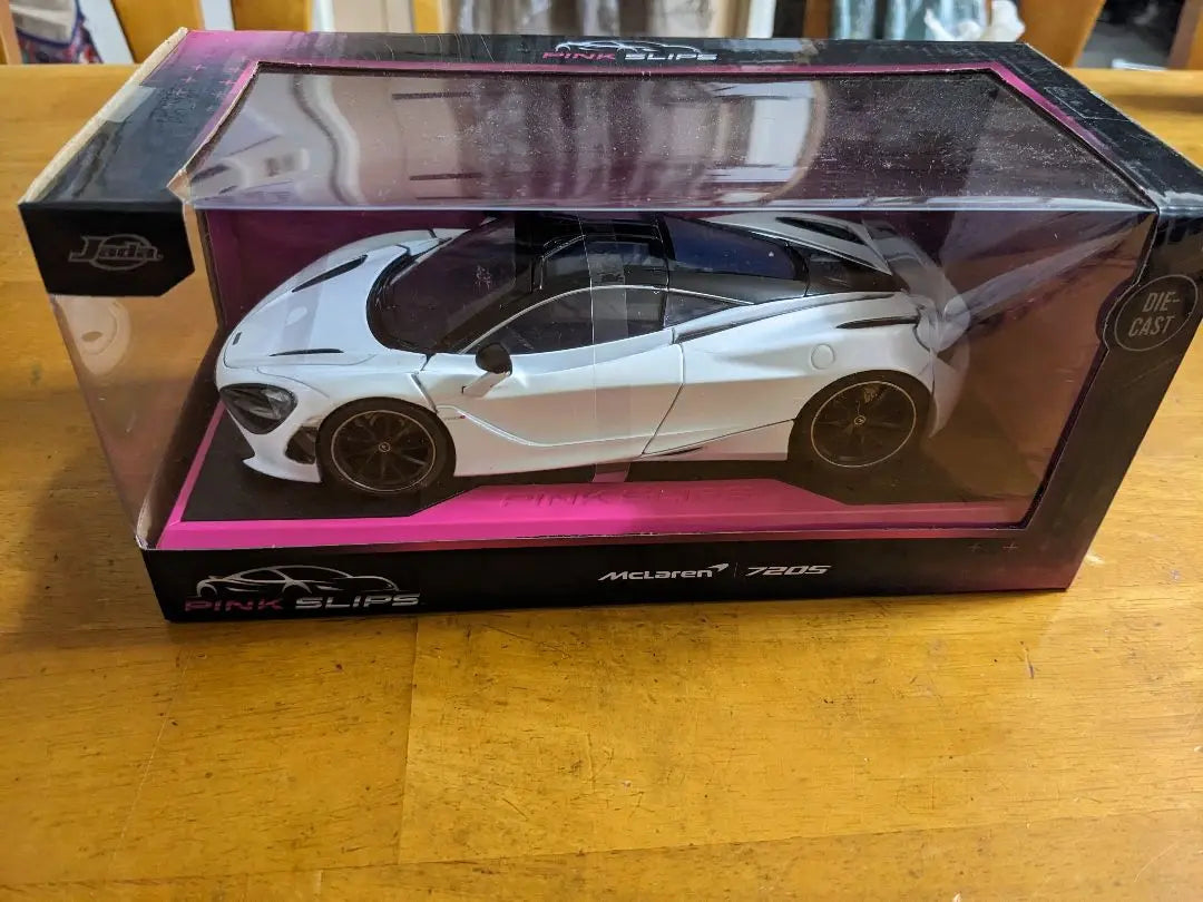 Jada PINK SLIPS McLaren 720S White