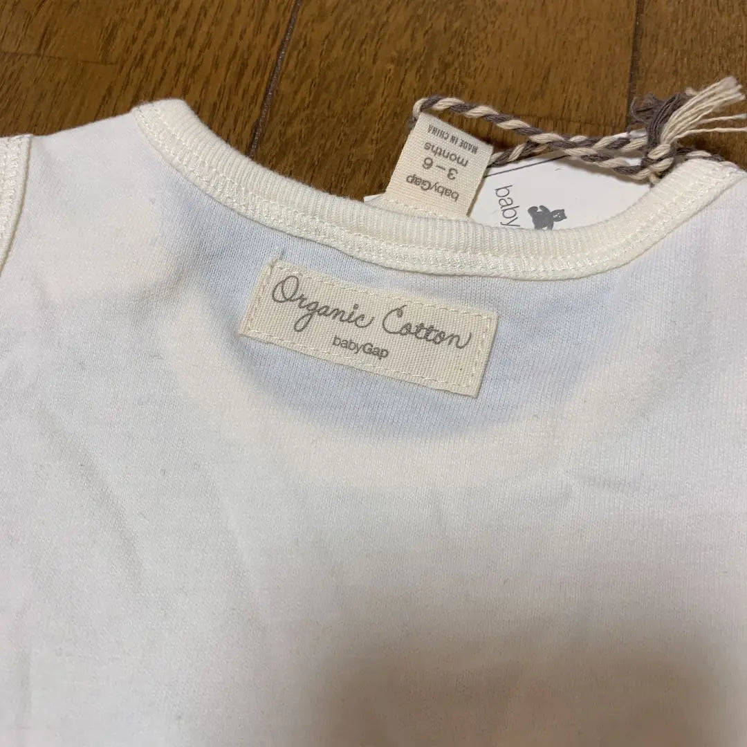 Brand new, unused baby gap romper 60cm | 新品未使用 ベビーギャップ ロンパース 60cm