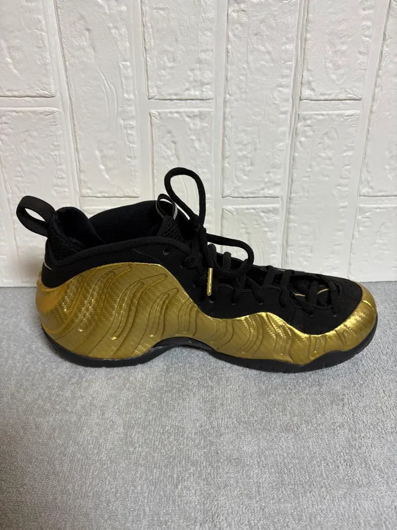 Nike Basketball Shoes 29cm Gold