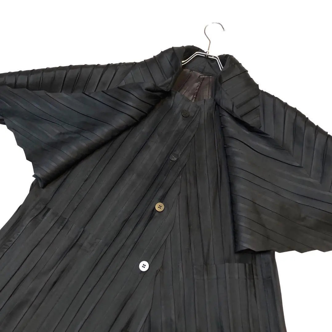 ★Extremely beautiful condition★Issey Miyake pleated long coat M A-line flare black transformed