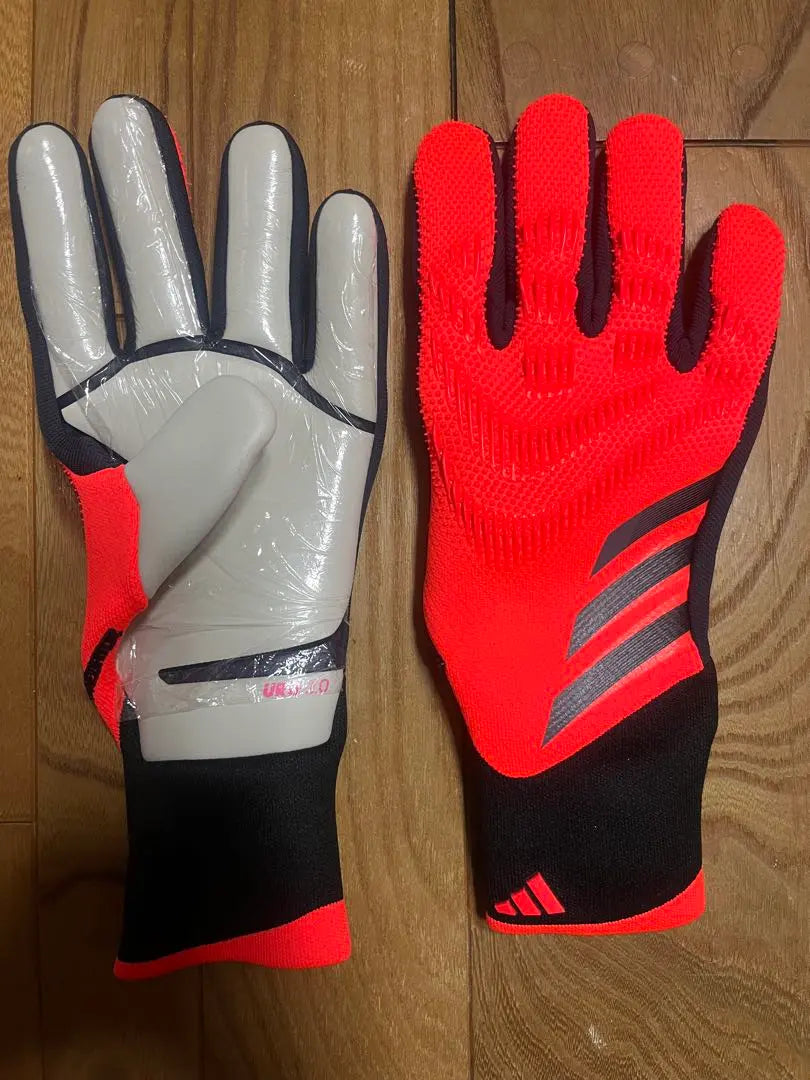 Newest New Product Special Price Adidas Keeper Glove Predator Pro No. 8 | 新品　最新作　特価　アディダス　キーパーグローブ　プレデタープロ　8号