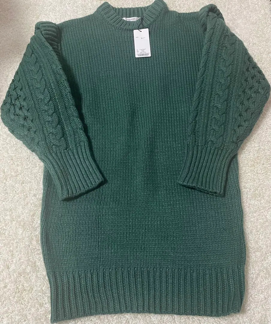 MOUSSY Dark Green Knit Sweater Brand new and unused