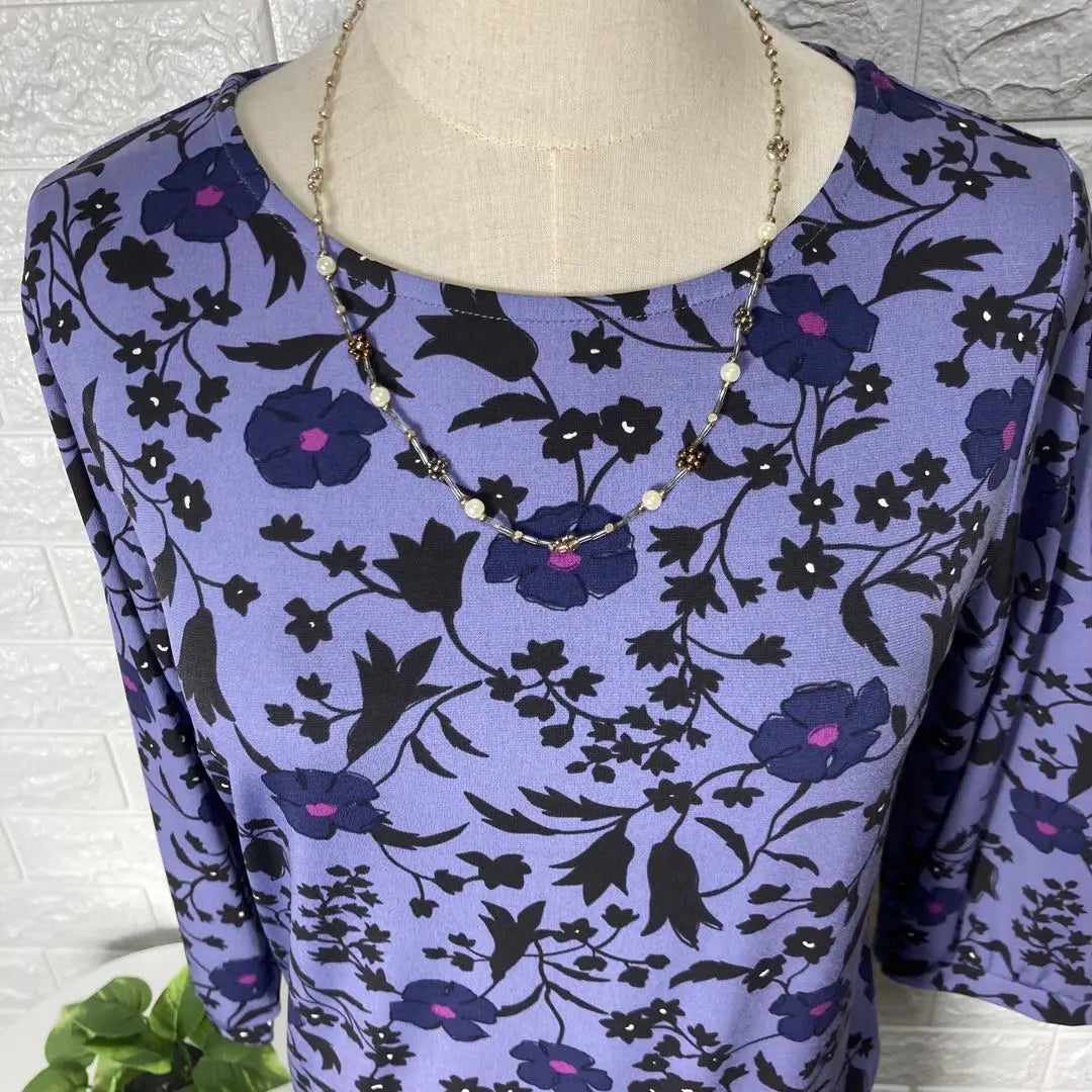 OFUON Floral pattern polyester stretch top [38/M size] ★ Beautiful condition★