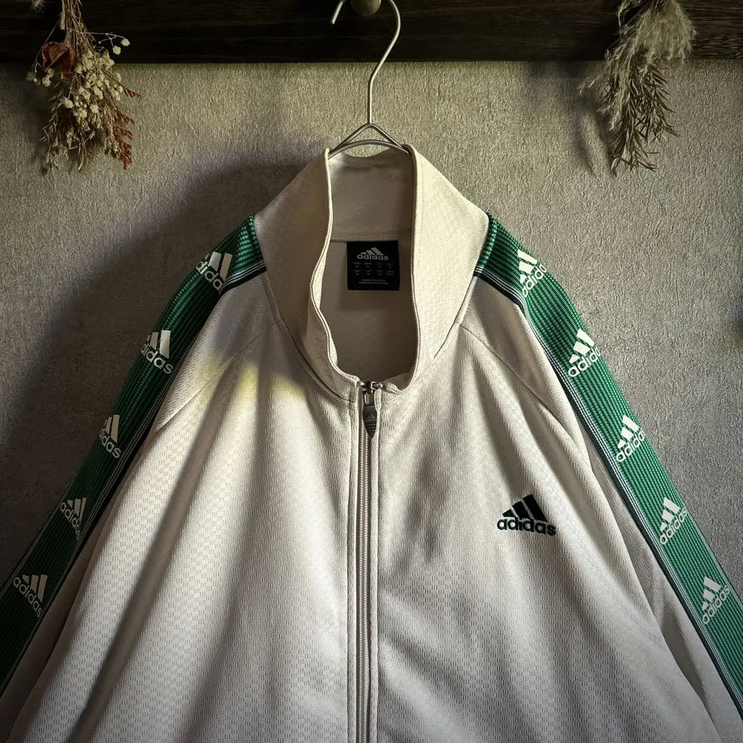 [Popular Color] adidas track jacket beige x green logo embroidery