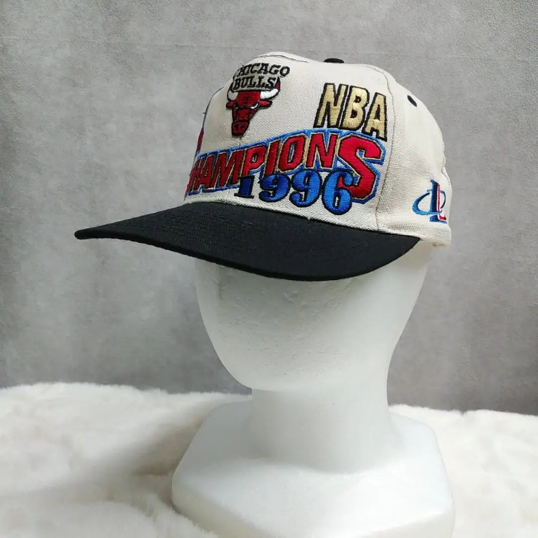 Chicago Bulls Cap CHICAGO BULLS Hat NBA Winner 1996