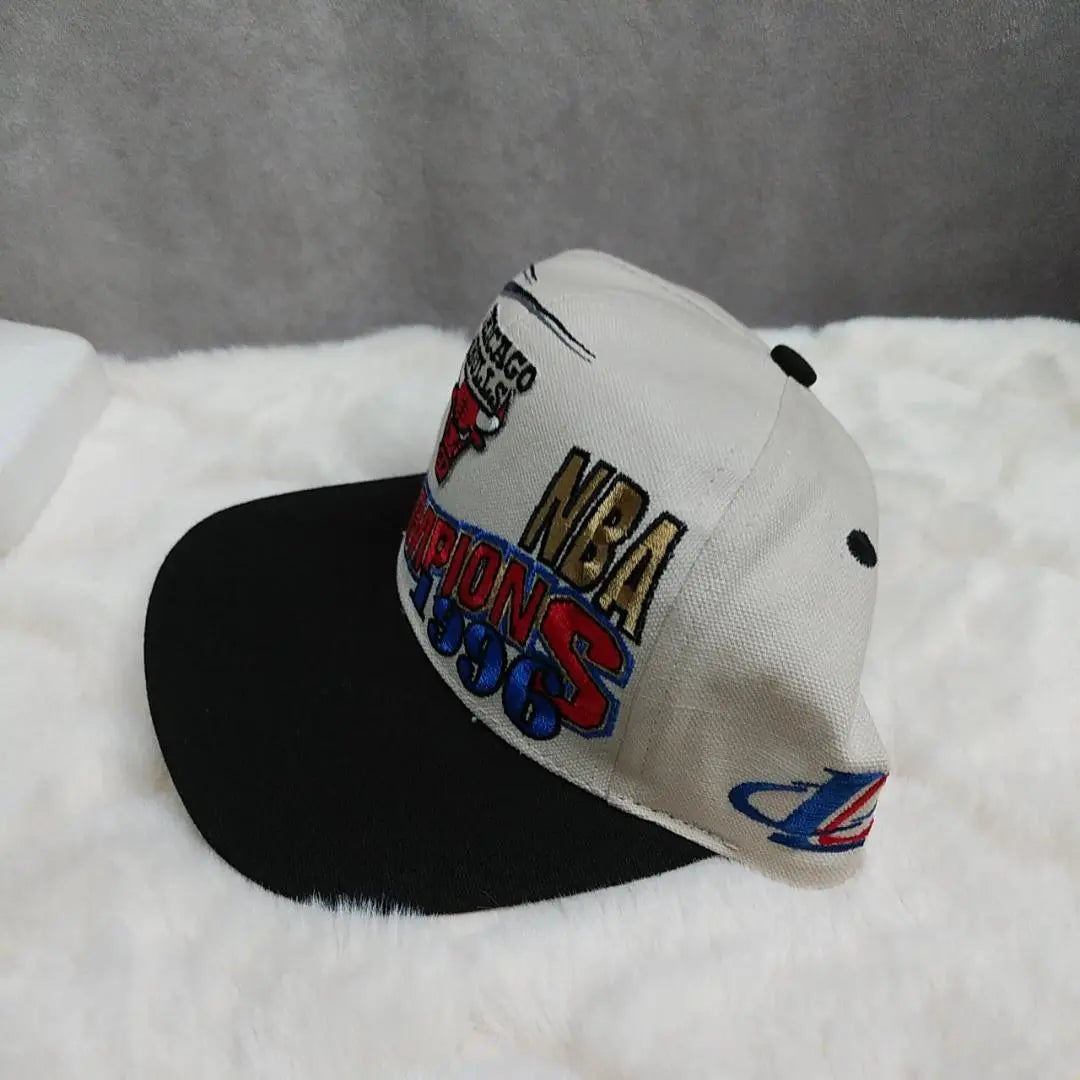 Chicago Bulls Cap CHICAGO BULLS Hat NBA Winner 1996