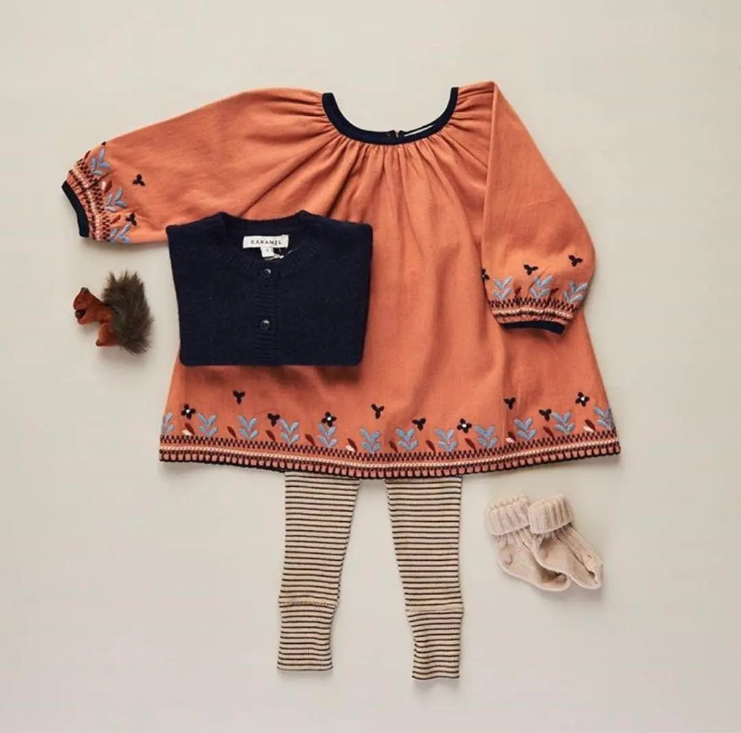 《Good condition》CARAMEL embroidered dress 2Y