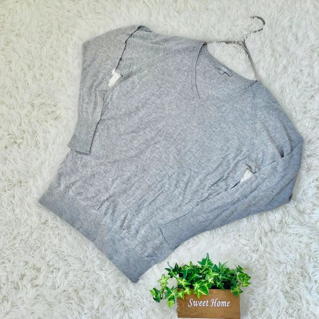 [UNIQLO] Uniqlo Blend Cashmere V-Neck Sweater Gray (L) | 【UNIQLO】ユニクロ 混カシミア Vネック セーター グレー (L)