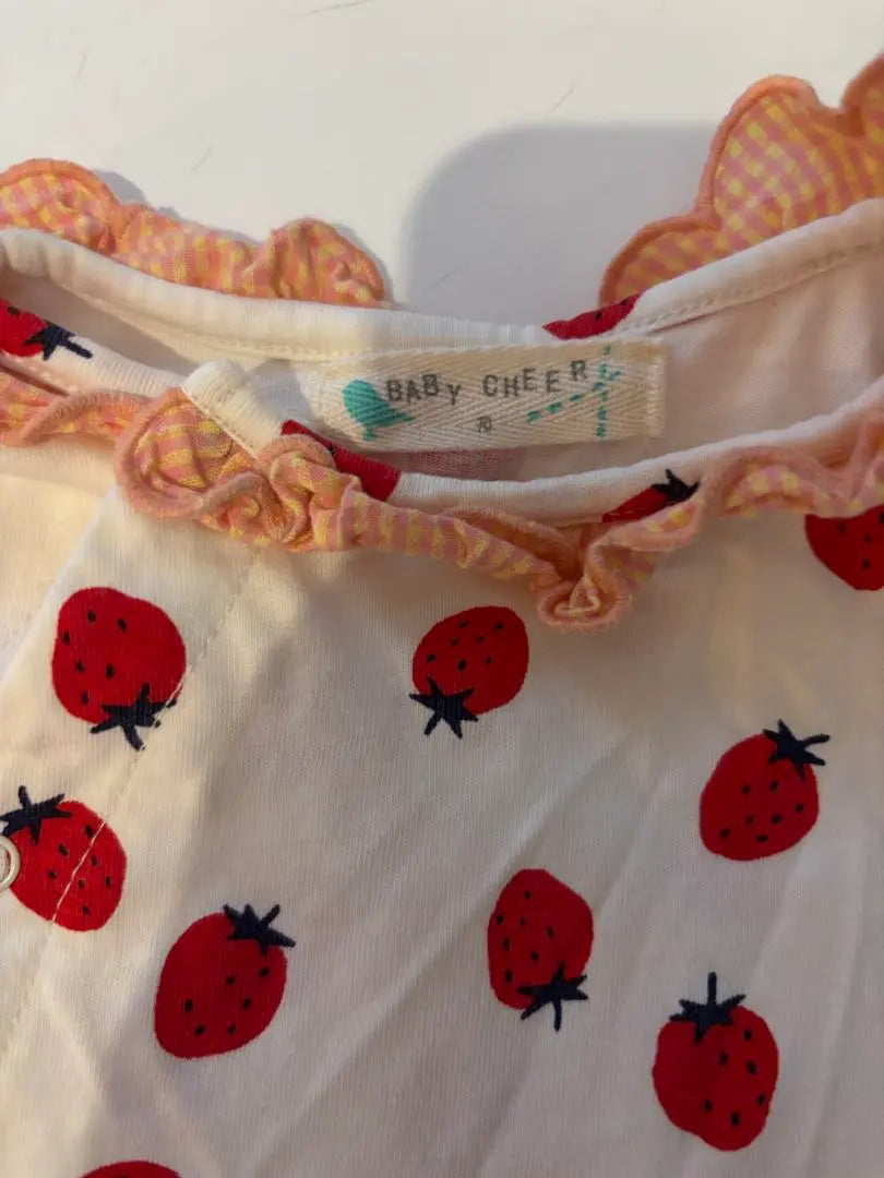 Strawberry pattern romper BABY CHEER