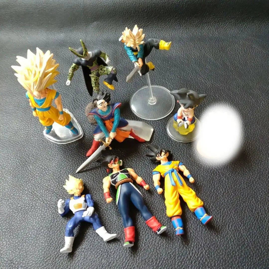 Dragon Ball, gacha, figures, etc., sold in bulk