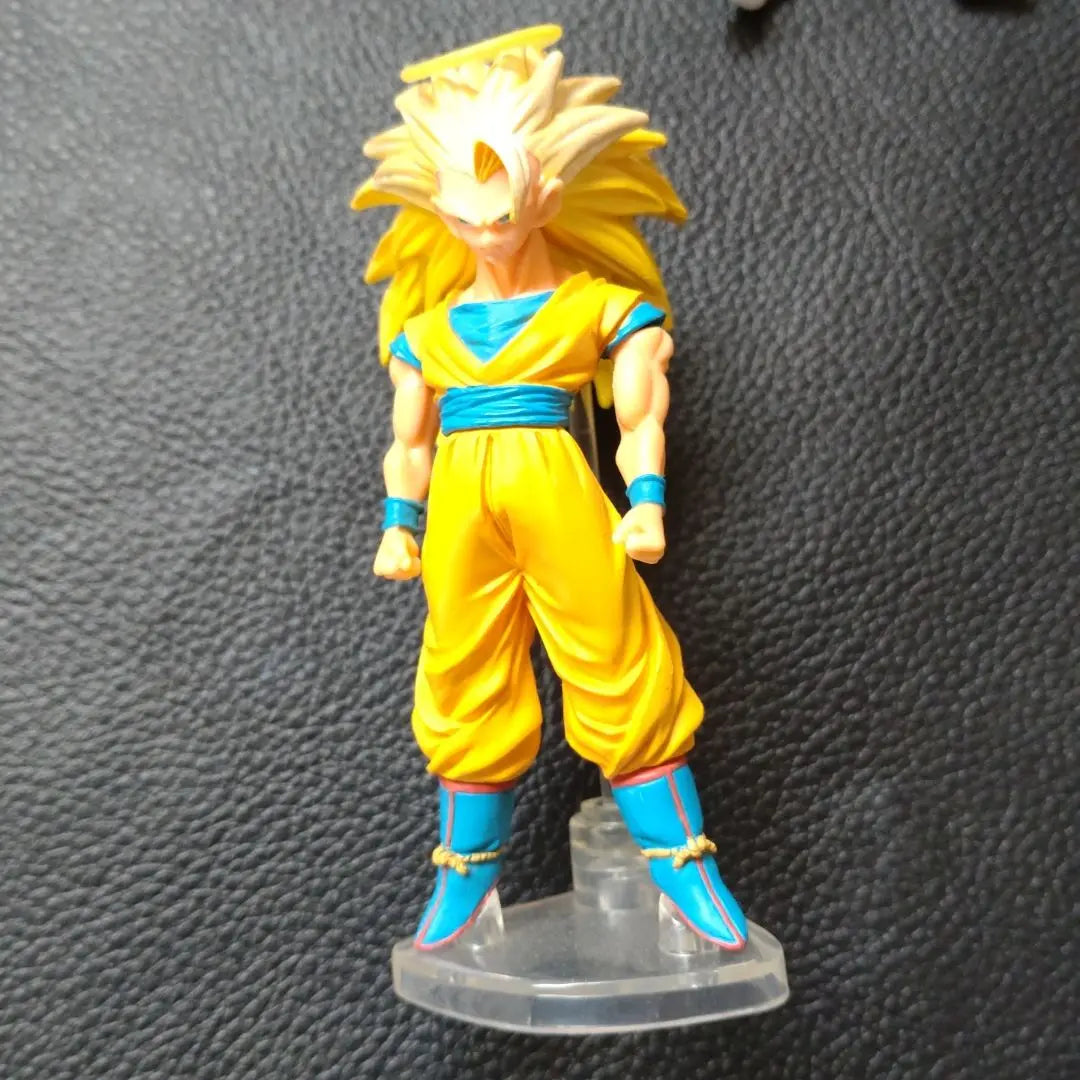 Dragon Ball, gacha, figures, etc., sold in bulk