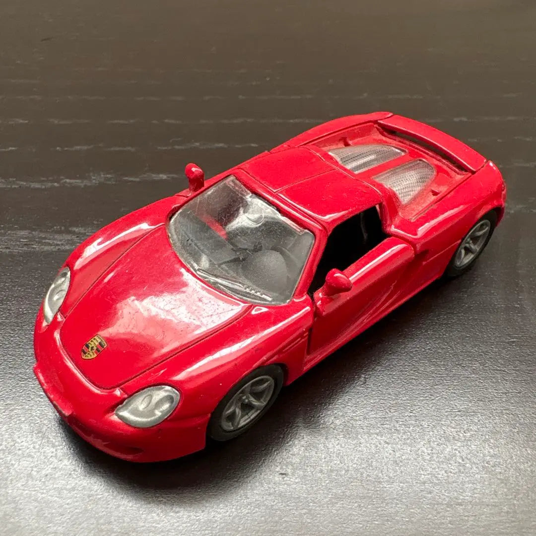 [Siku] Porsche Carrera GT Minicar Red