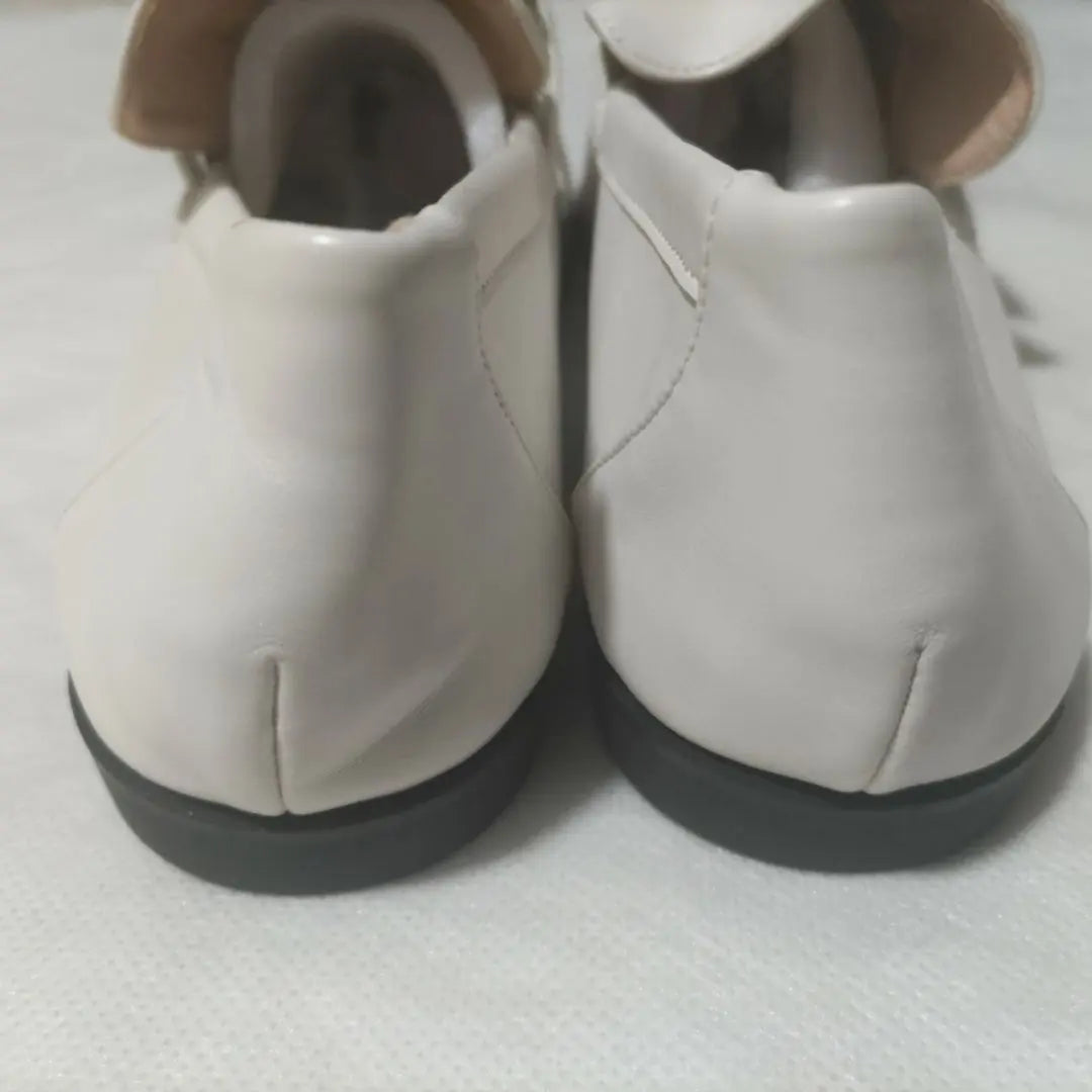 Mocasines para mujer con elegante cinturón de cadena para ir al trabajo o a la escuela, color blanco