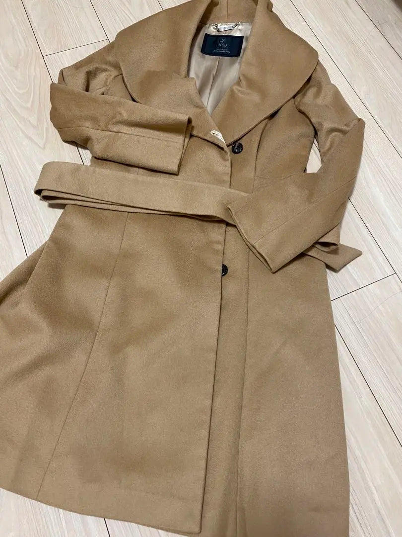 Clover's exclusive INED cashmere actress coat