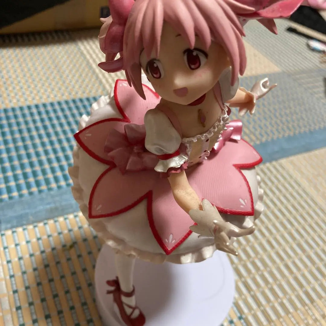 Madoka Magica Figure Pink