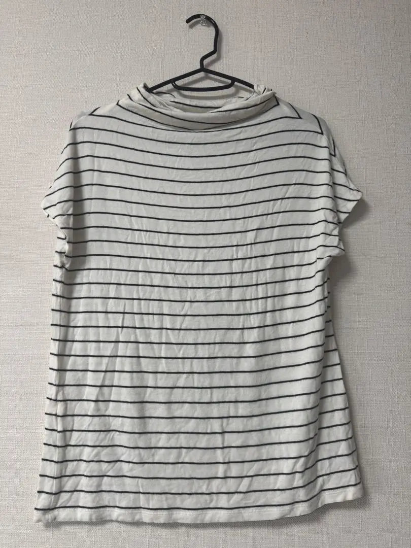 GU striped pattern short sleeve T-shirt high neck L size