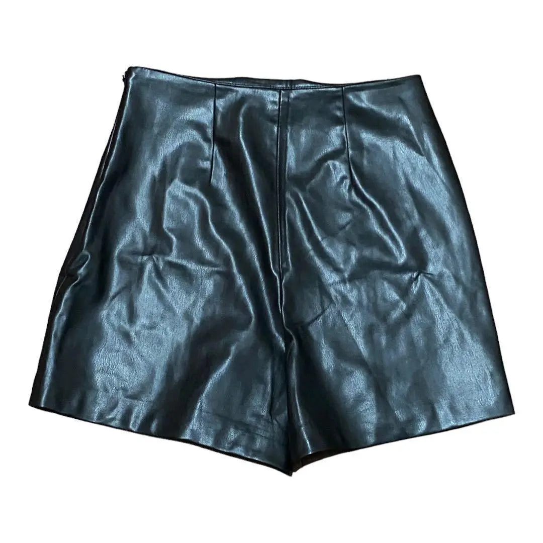 [ZARA] Women's Shorts Black Gold Button Cute