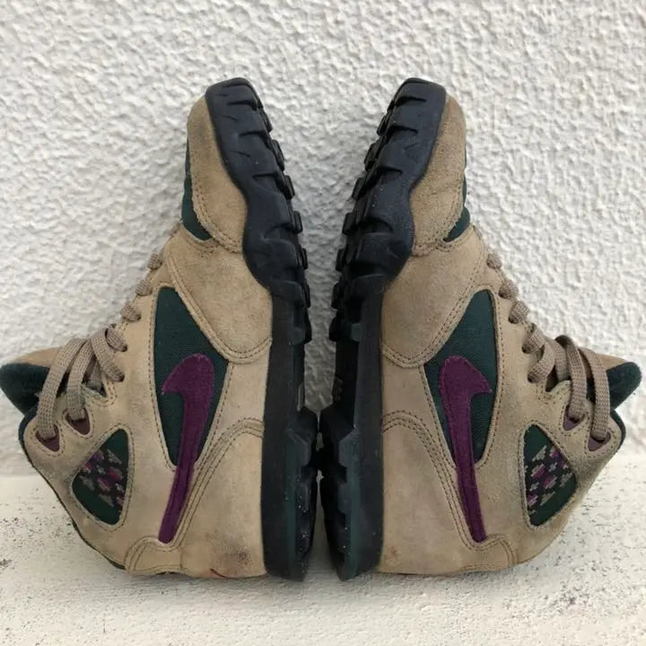 90s NIKE Vintage Caldera Caldera Trekking