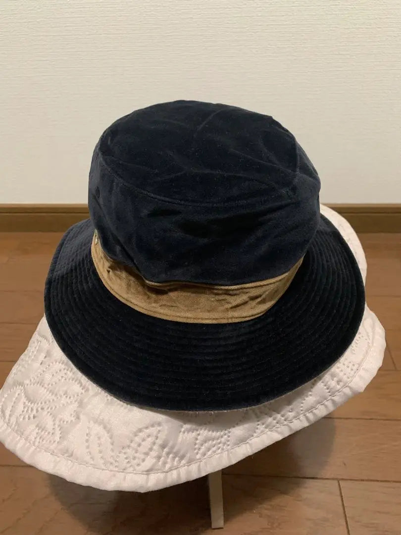 LACOSTE Reversible Hat Velour