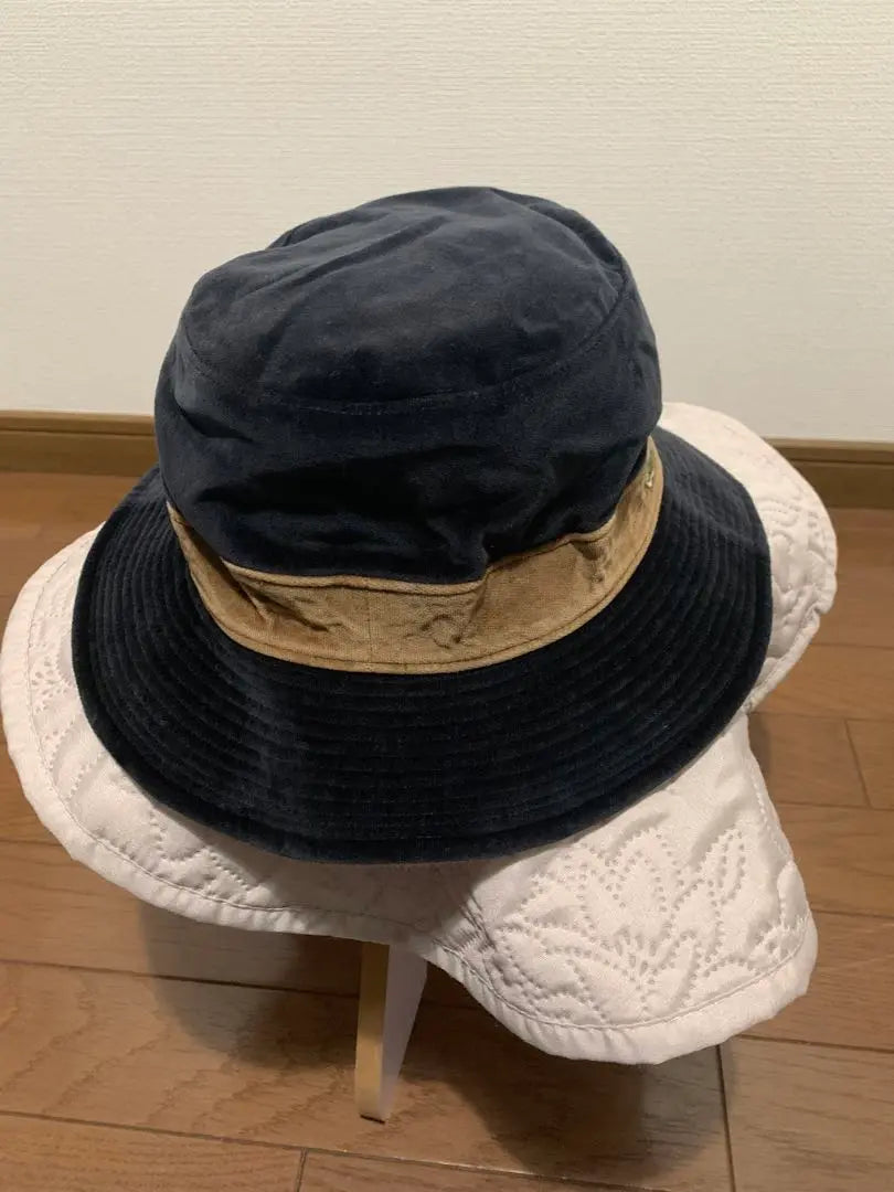 LACOSTE Reversible Hat Velour