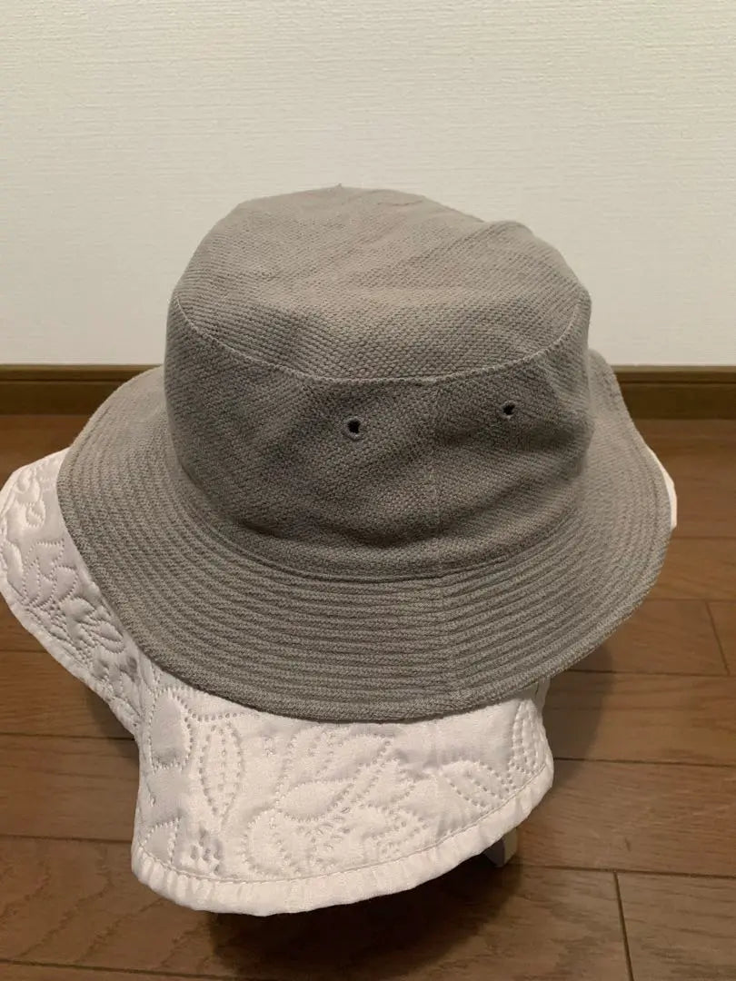 LACOSTE Reversible Hat Velour