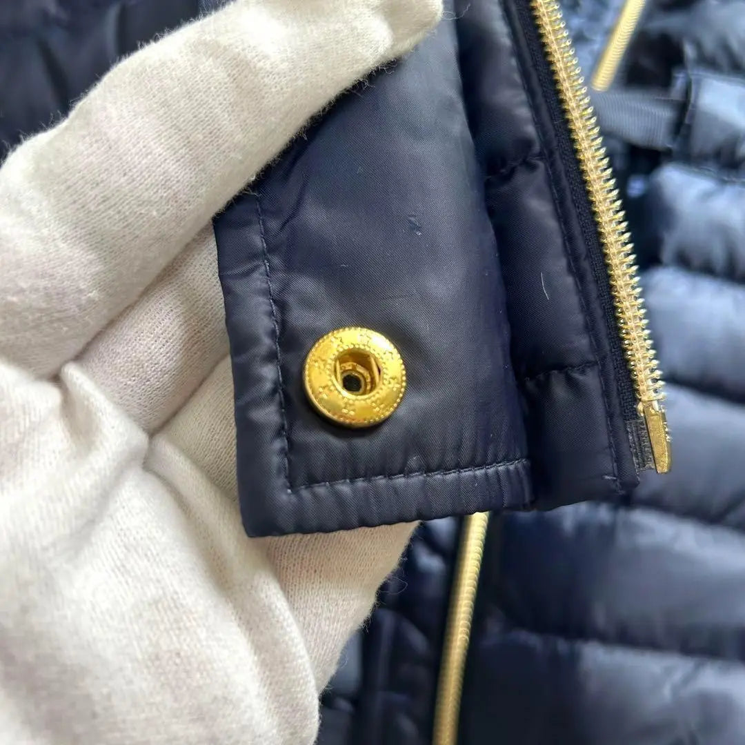 Artículo muy bonito ✨ Chaqueta de plumas Michael Kors con cinturón de cinta y capucha para guardar cosas XXS