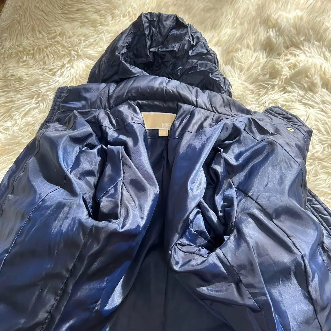 Very beautiful item✨ Michael Kors down jacket ribbon belt hood storage XXS