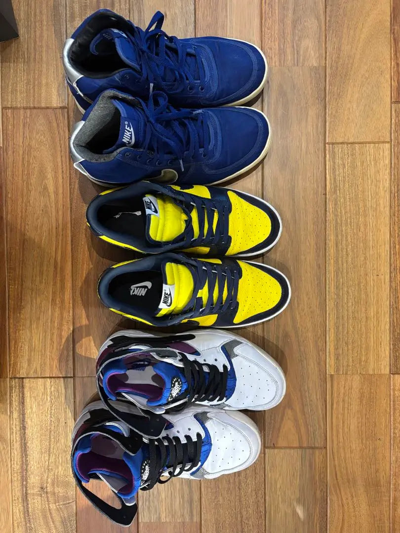 NIKE sneaker set navy yellow white