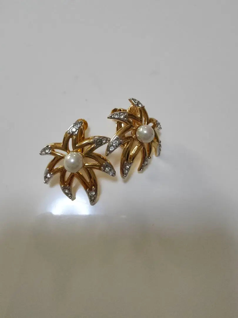 Pierre Cardin Flower Design Pearl Earrings