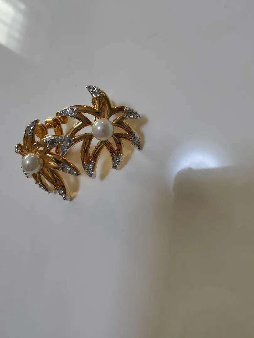 Pierre Cardin Flower Design Pearl Earrings