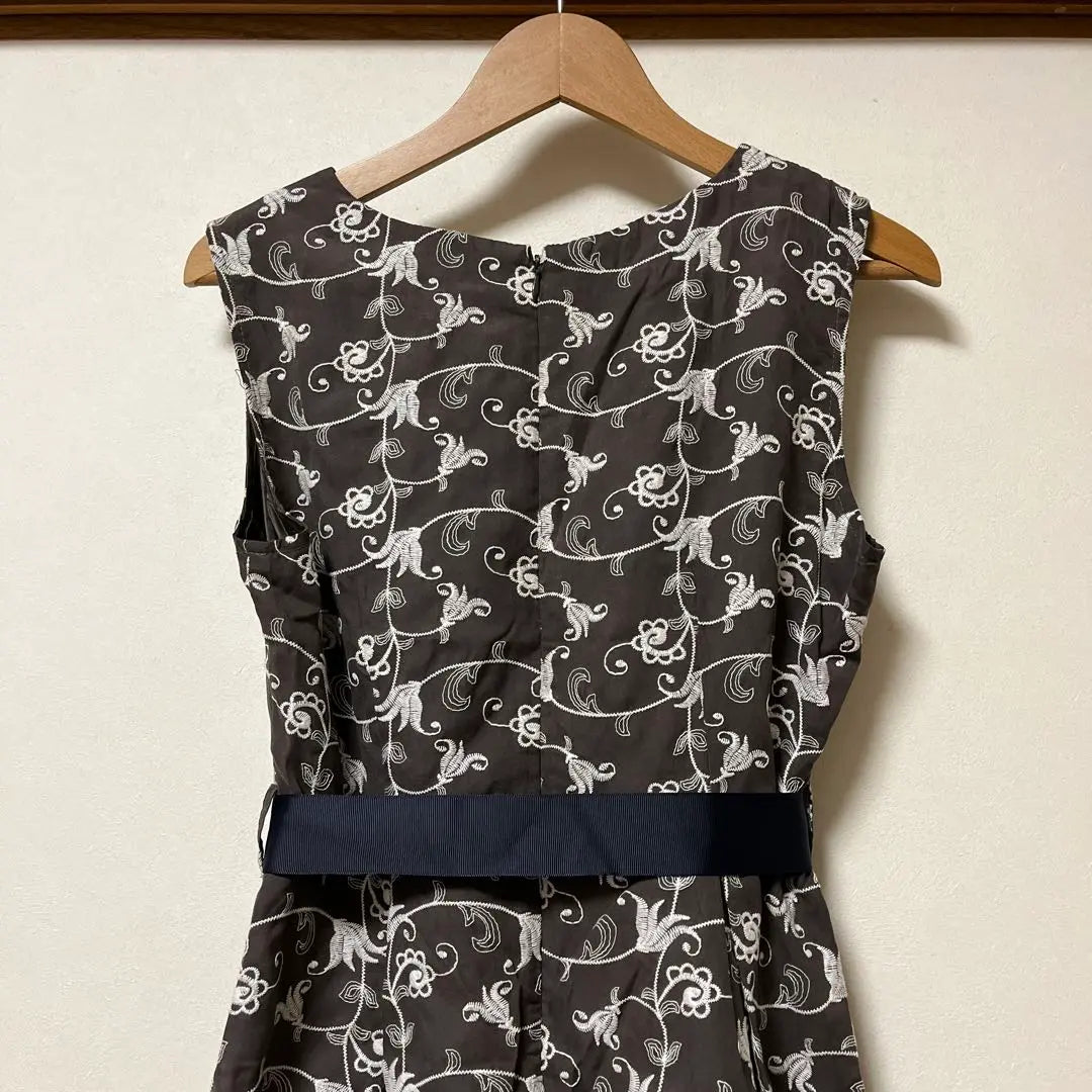 Floral dark grey cotton dress