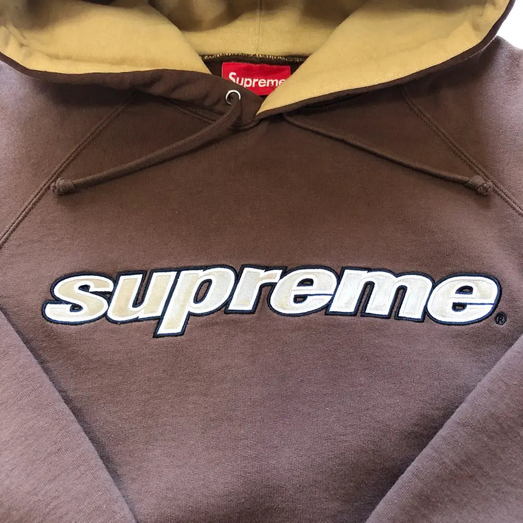 ⚠️ Used once in a good condition⚠️ Supreme sold out hoodie