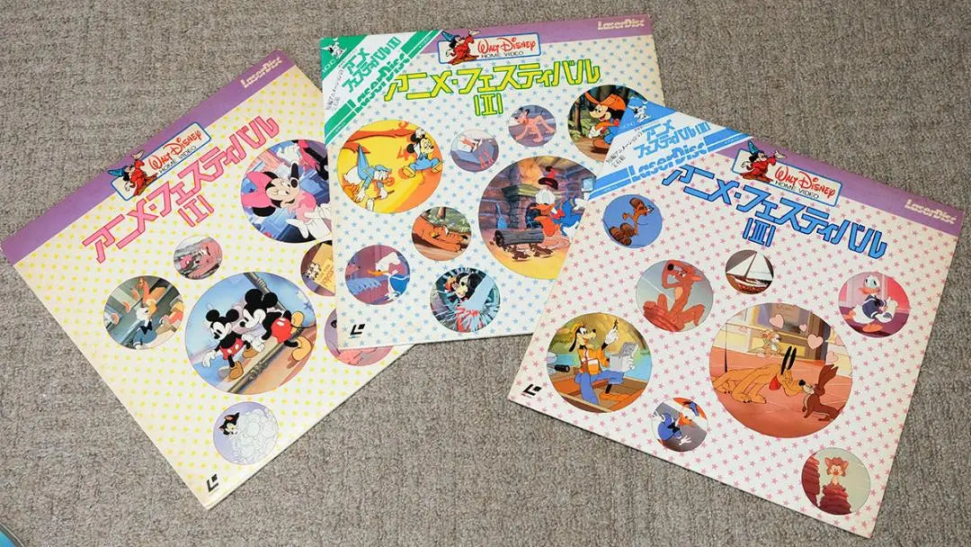 ☆Usado☆Juego de 9 animaciones de Disney con discos láser