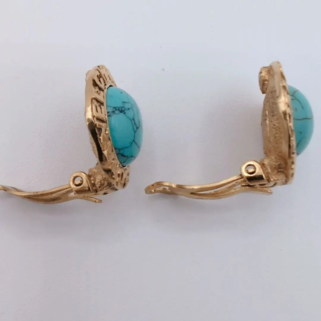 Rare rare one -point CHANEL Chanel Earring Vintage Turquoise