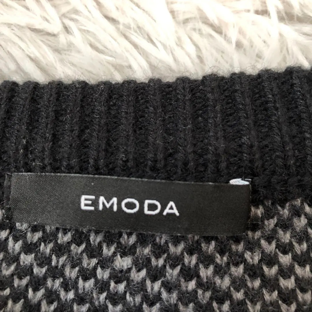 Beautiful condition Emoda All-over pattern crew neck cropped knit balloon sleeve sweater black F