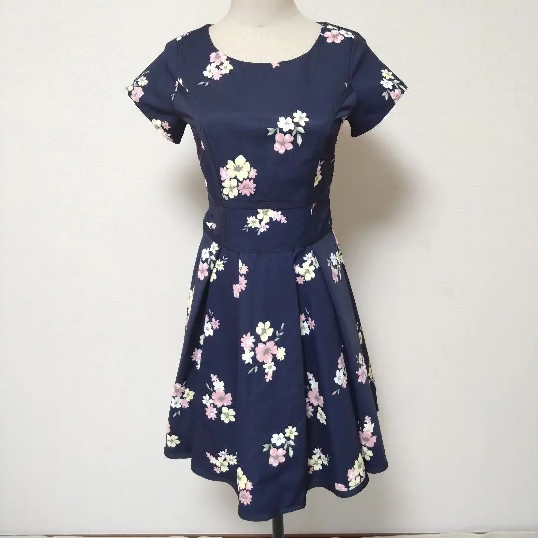 dazzlin dress, floral print, Showa retro, y2k, short sleeves, knee length, thick | dazzlin ダズリン ワンピース 花柄 昭和レトロ y2k 半袖 膝丈 厚手