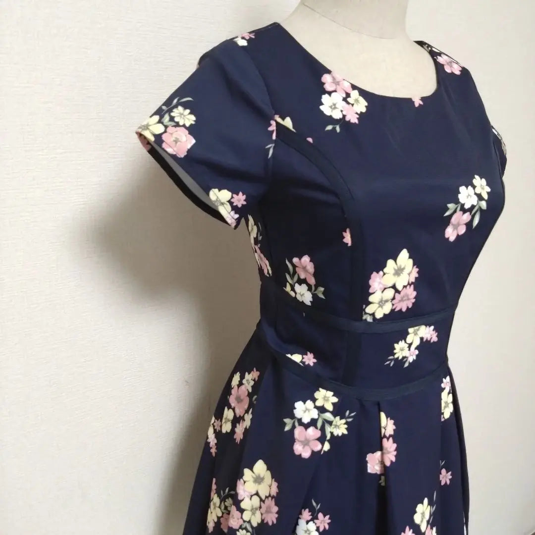 dazzlin dress, floral print, Showa retro, y2k, short sleeves, knee length, thick | dazzlin ダズリン ワンピース 花柄 昭和レトロ y2k 半袖 膝丈 厚手