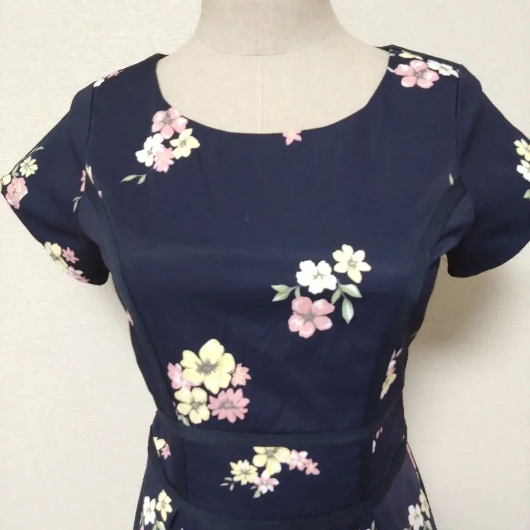 dazzlin dress, floral print, Showa retro, y2k, short sleeves, knee length, thick | dazzlin ダズリン ワンピース 花柄 昭和レトロ y2k 半袖 膝丈 厚手