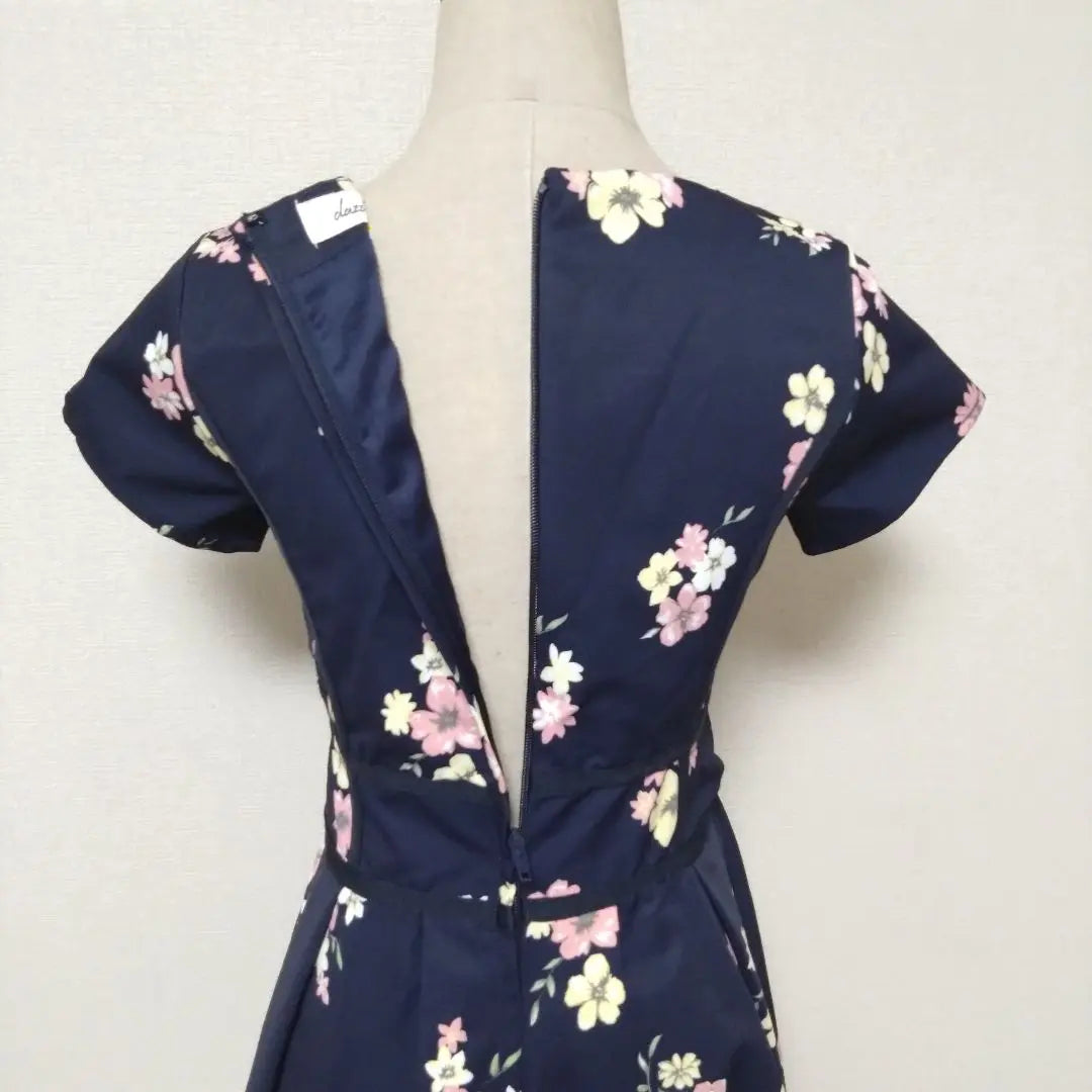 dazzlin dress, floral print, Showa retro, y2k, short sleeves, knee length, thick | dazzlin ダズリン ワンピース 花柄 昭和レトロ y2k 半袖 膝丈 厚手