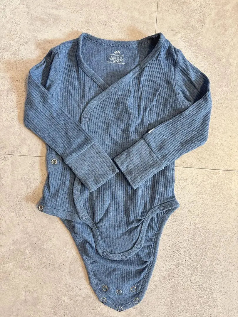 H&M 3-piece set of ribbed rompers, pants and hats