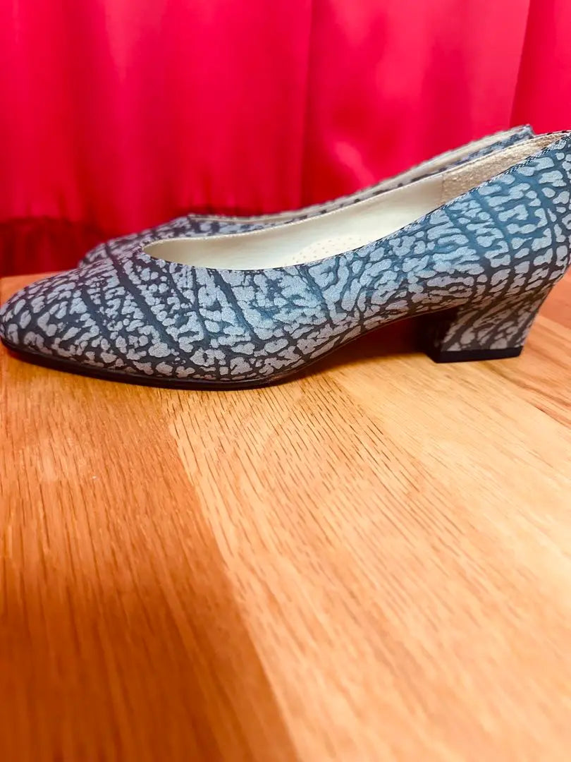 High Quality Elegance Handmade Raw Heel Pumps 23.5 | High quality eleganceハンドメイドローヒールパンプス23.5