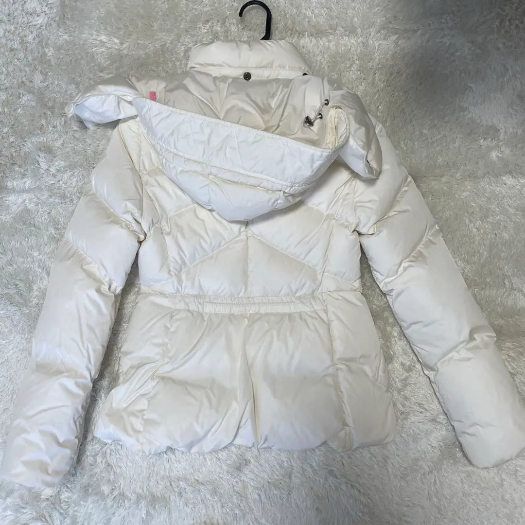 Moncler White Down Jacket with Hood Size 00