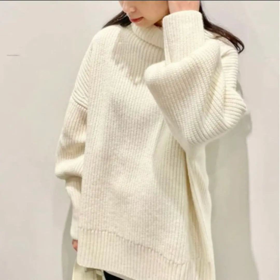 Whim Gazette High-neck knit Off-white Recent years