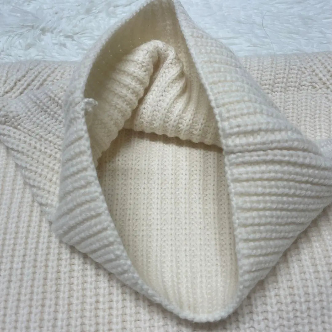 Whim Gazette High-neck knit Off-white Recent years