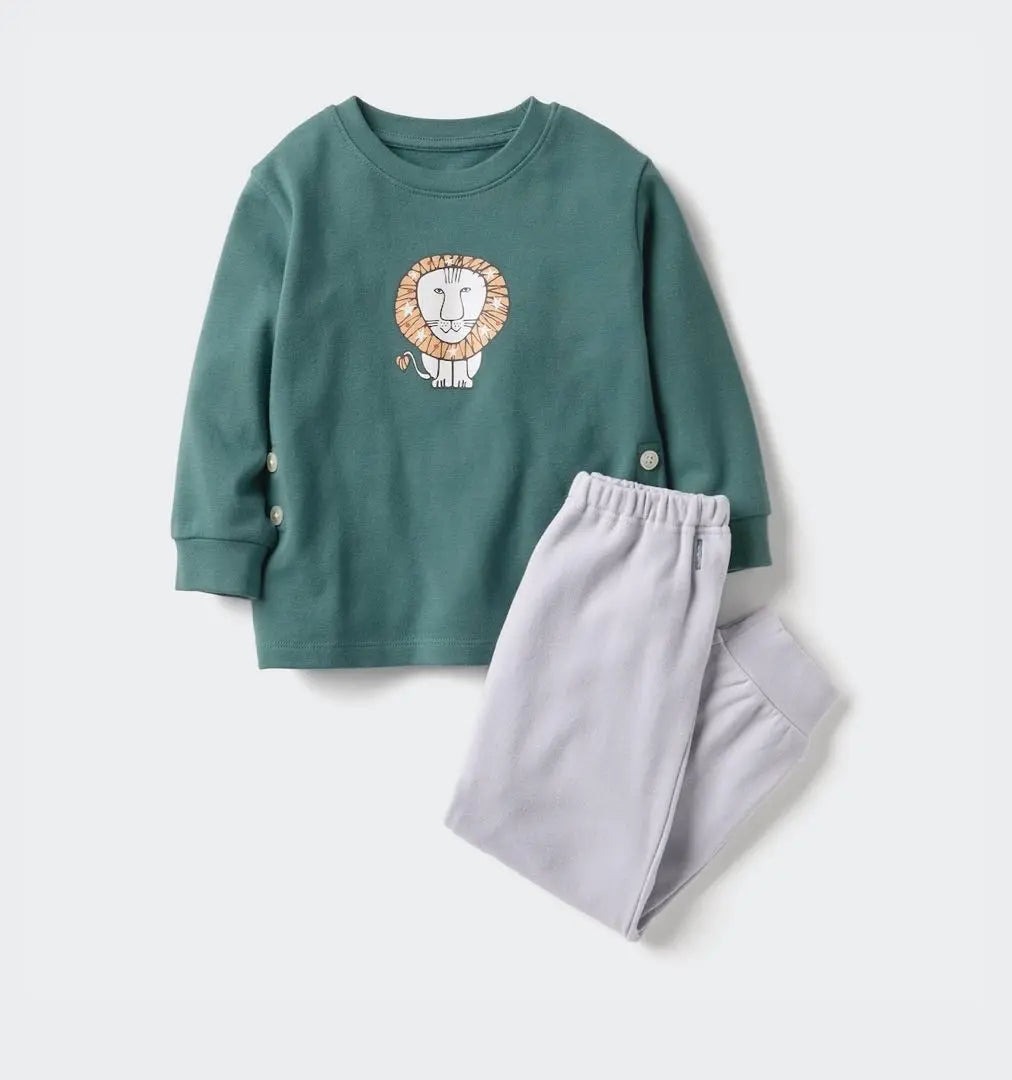 Uniqlo Pajamas 120cm Lisa Larson Long Sleeve Pajamas Long Sleeve Kids