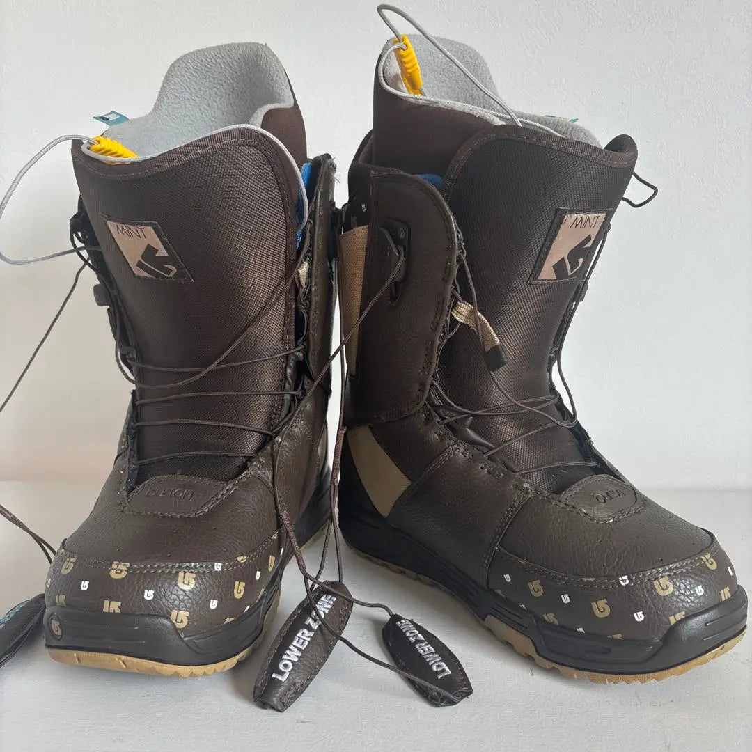 Burton Snowboard Boots (for women) Dark Brown