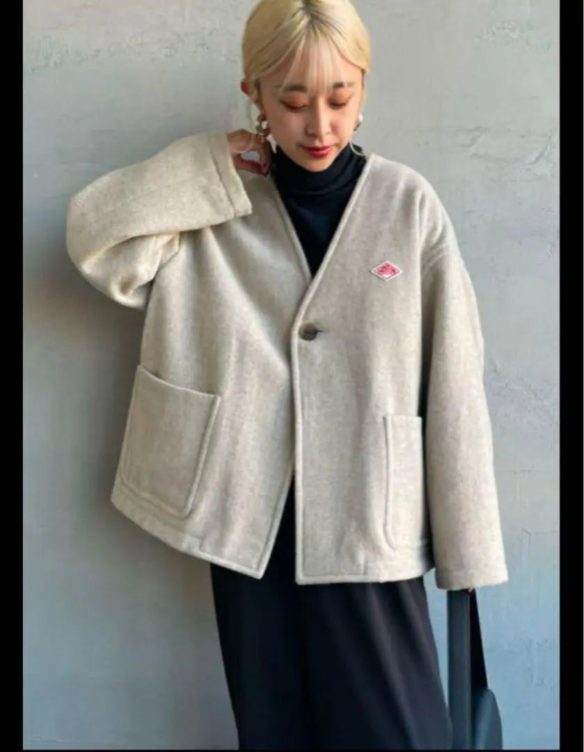 DANTON Wool Light Pile V-neck Jacket