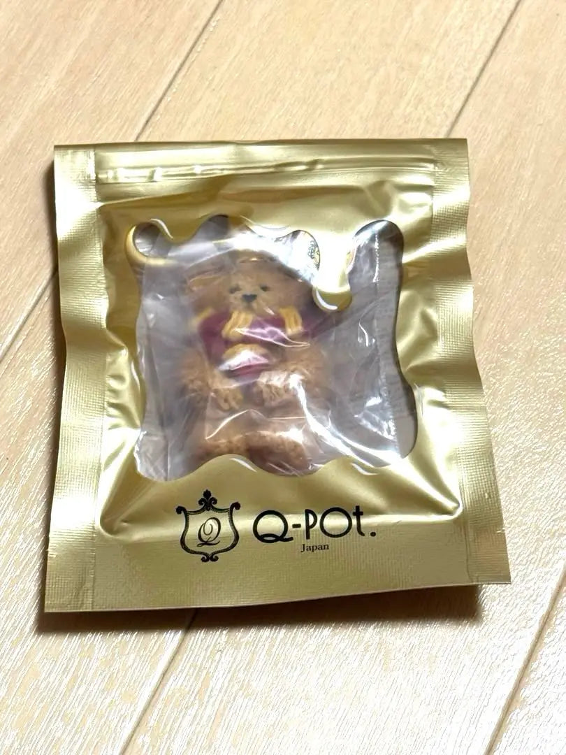 Q-pot Gryffindor Bear Cookie Keychain