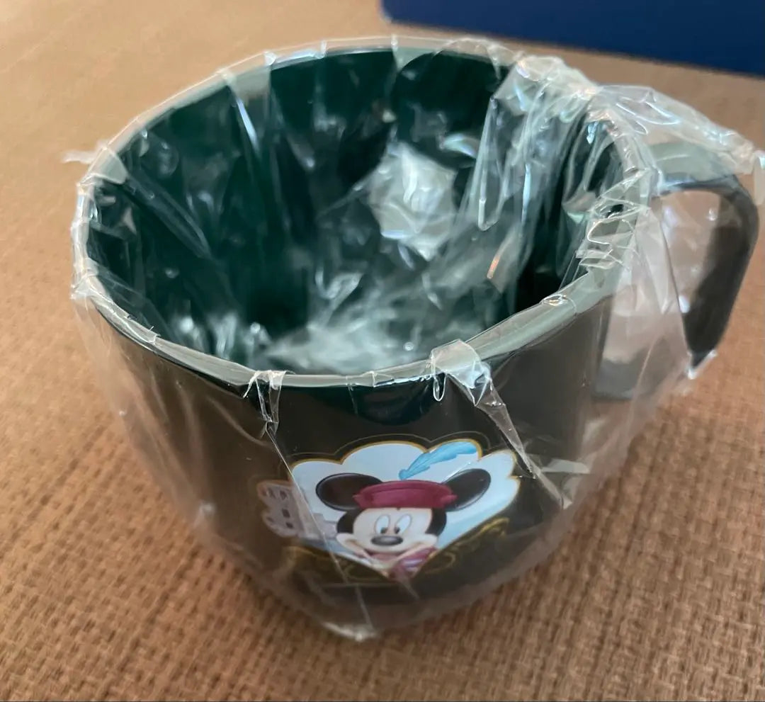 Juego de vajilla Givenchy Juego de té Falta una taza. Premio Disney Cup