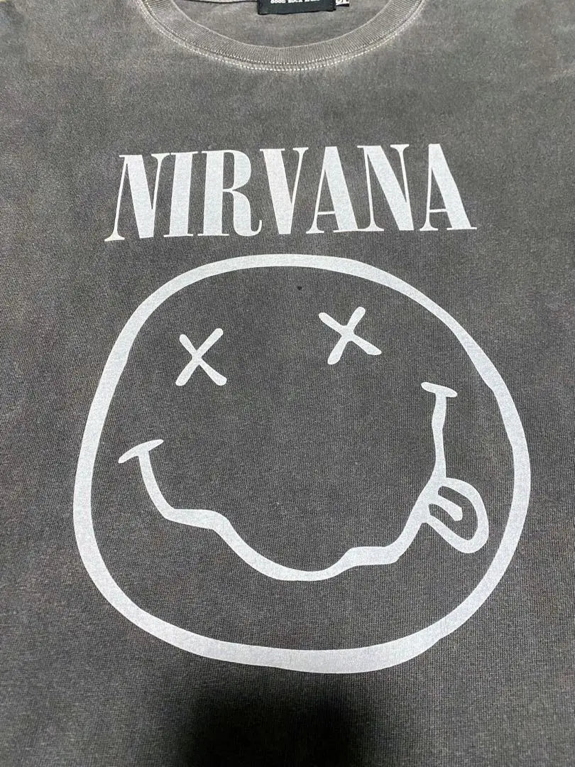 ★Good color scheme‼ ️God size★Nirvana Smile Long T-in Black XL‼ ️ Cart Cobain